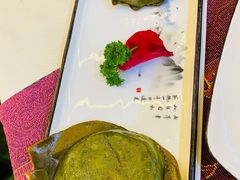-刘姐啤酒鱼民族演艺餐厅(西街总店)