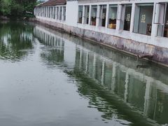 -莲湖山庄