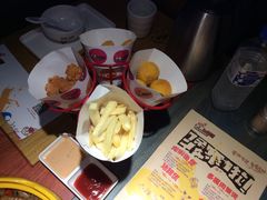 小食总动员-多嘴超级肉蟹煲(吉林财富购物广场店)