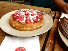 草莓华夫饼-maan coffee漫咖啡(通州店)
