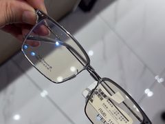 -爱视眸Eyeblling眼镜·依视路·蔡司镜片折扣店(百联南方商城购物中心)