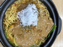 -曹宝林砂锅麻辣烫(星光路店)