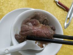 -光头仔烧鸡牛杂店