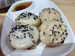 -小杨生煎(浦江欢乐颂店)