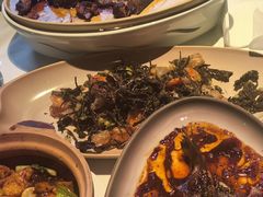 -八府香鸭·啫啫煲(华山路店)