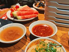 -老牌坊云南鱼豆花火锅(爱建店)