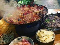 -白乐天毛肚火锅馆(南滨路店)
