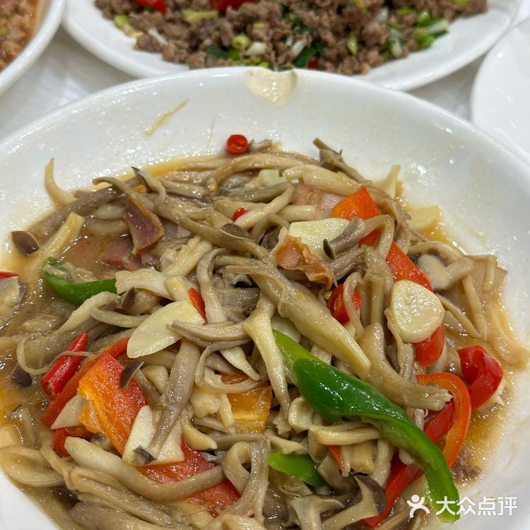 在丽江吃到最满意的一家！性价比超高