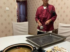 -菌之家·专业纯野生菌火锅·特色炒菌