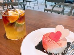 -Fridi Patisserie Cafe
