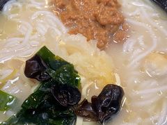 -灵芝妹子海鲜米线(瓦房店新玛特店)