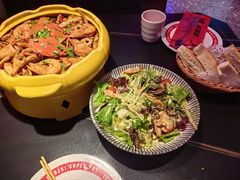 -多嘴超级肉蟹煲(杉杉国潮主题店)