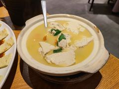 -宴小馆·小海鲜青岛菜(五四广场店)