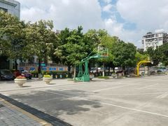 -矿泉游泳场
