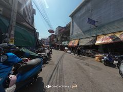 -瓦洛洛传统市场