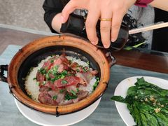 -容里煲仔饭(利丰北路店)