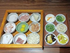 -良米山·云南野生菌过桥米线(上海首店)