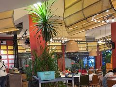-刘姐啤酒鱼民族演艺餐厅(西街总店)