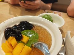 -满记甜品(优客百盛店)