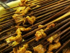 -拈签一笑黄牛肉辣卤串串