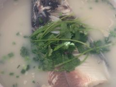 -天乐农家鱼头王(天目湖店)
