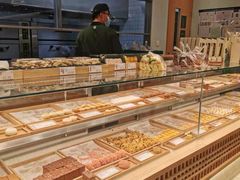 面包甜点陈列柜-泸溪河桃酥(欧尚店)