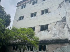 -四川汶川特大地震漩口中学遗址