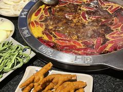 -洞亭火锅(防空洞总店)