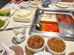 -海底捞火锅鲜切牛肉主题店(长寿路店)