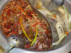 -沸炉重庆老火锅(军事博物馆店)