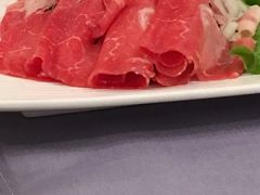 香香小肋卷（沙滩羊）-鼎鼎香·港式火锅(北京SKP店)