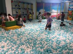 -蒙特利亲子乐园