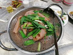 猪弯骨藕汤-小民大排档(光谷店)