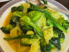 蒜蓉炒杂菜-澳门木偶葡国餐厅(珠海店)