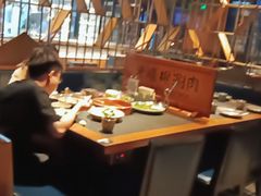 大堂-老墙根涮肉·铜锅·烧烤(欢乐谷·王四营店)