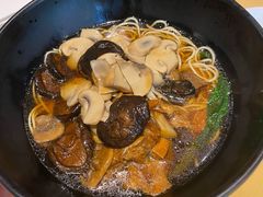-功德林(南京西路店)