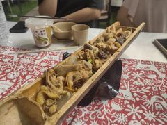 -刘姐啤酒鱼民族演艺餐厅(西街总店)