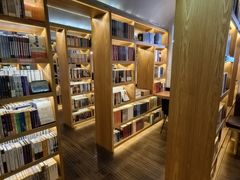 -思南书局(复兴中路店)