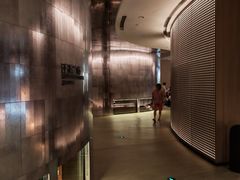 -涨巢·潮玩水疗局