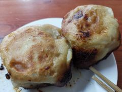 -宝瑞门钉肉饼店