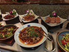 -吉布鲁牛排海鲜自助(龙湖北城天街购物广场店)