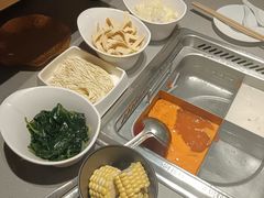 -海底捞火锅(宝龙广场夜宵主题店)