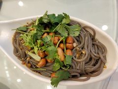 蕨根粉-天外天美食广场(哈尔滨路店)