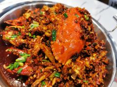 -凤凰路何眼镜香辣蟹(花果园店)