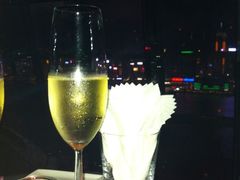 Veuve&nbsp;Cliquot&nbsp;champagne&nbsp;at&nbsp;Aqua&nbsp;Spirit-Aqua