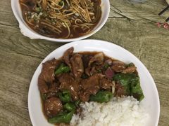 -顾师傅特色炒菜(富民路店)