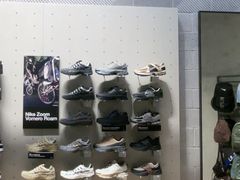 -CityOn熙地港西安购物中心