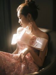 -派丽莫Pellimo原创设计婚纱品牌