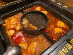 -老牌坊云南鱼豆花火锅(爱建店)