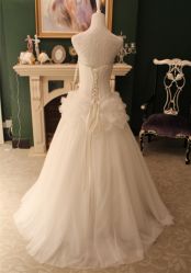 2-Flora婚纱礼服定制租赁店